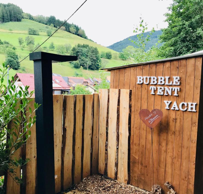 Living Timeless- Bubble Tent Elzach Inklusive Hot Tube Badefass- Schlafen Unterm Sternenhimmel ภายนอก รูปภาพ
